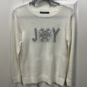 ****Signature Collection JOY Holiday Sweater with Snowflake Size M 8-10